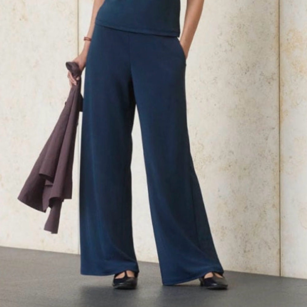 ✨Host pick✨Uniqlo AIRism Straight Wide Women's Pants with Excellent Condition - Picture 2 of 5